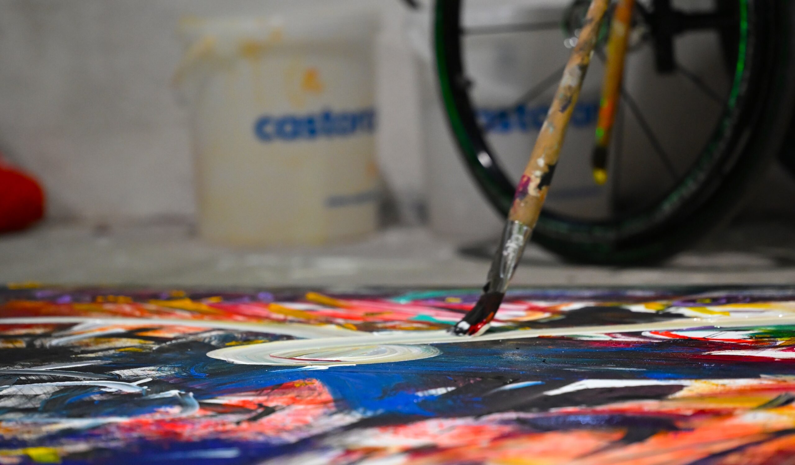 Processus artistique peinture à L'Atelier des 5 Sens