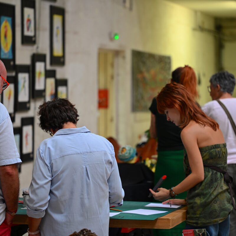 Atelier découpage de perspectives sur papier à L'Atelier des 5 Sens