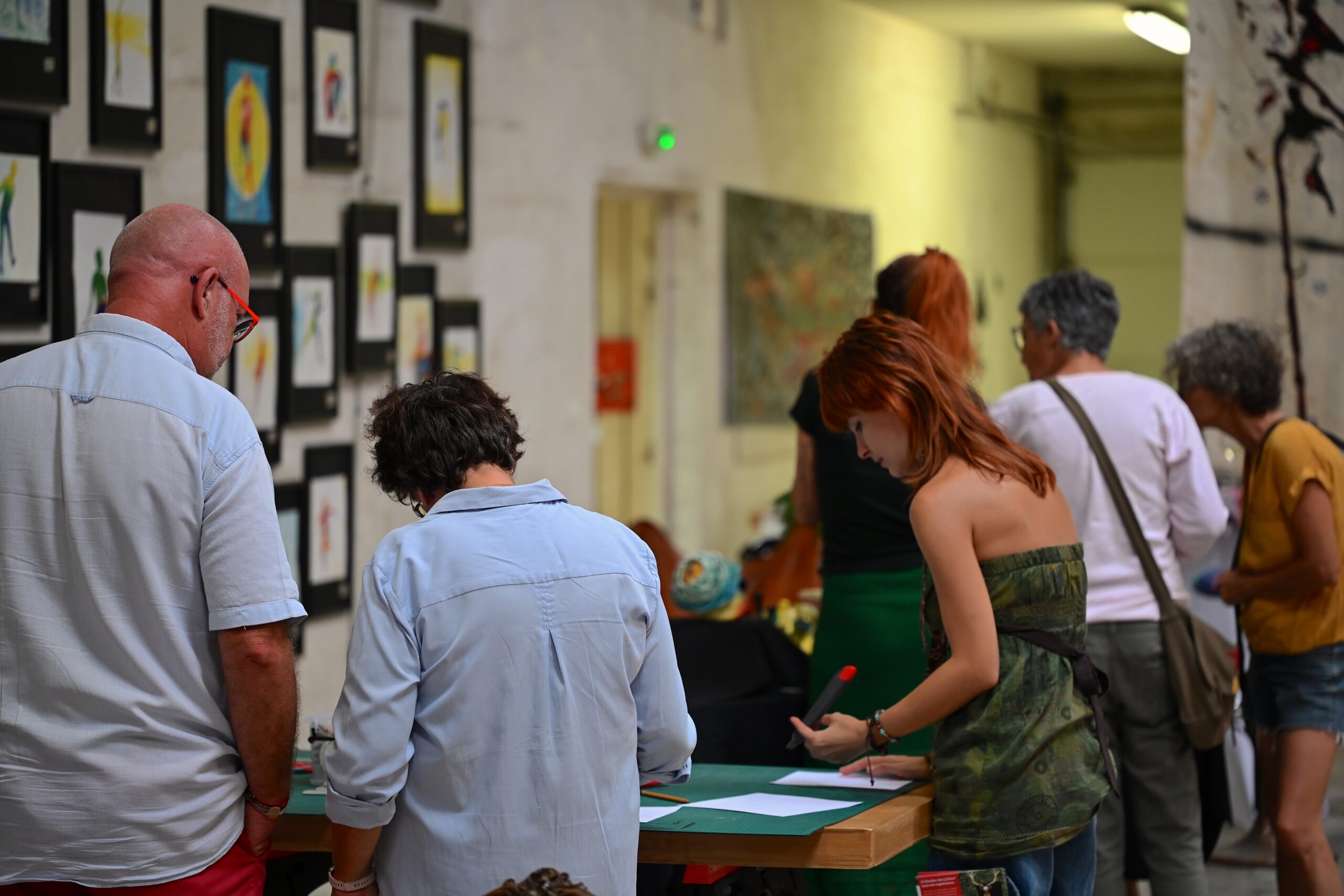 Atelier découpage de perspectives sur papier à L'Atelier des 5 Sens